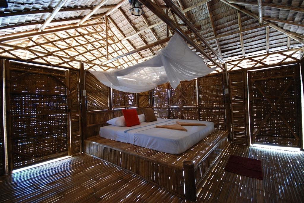 Tohko Beach Resort Phi Phi Don Quarto foto