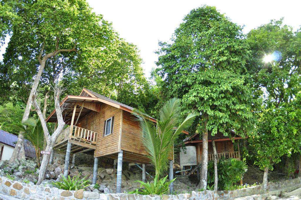 Tohko Beach Resort Phi Phi Don Exterior foto