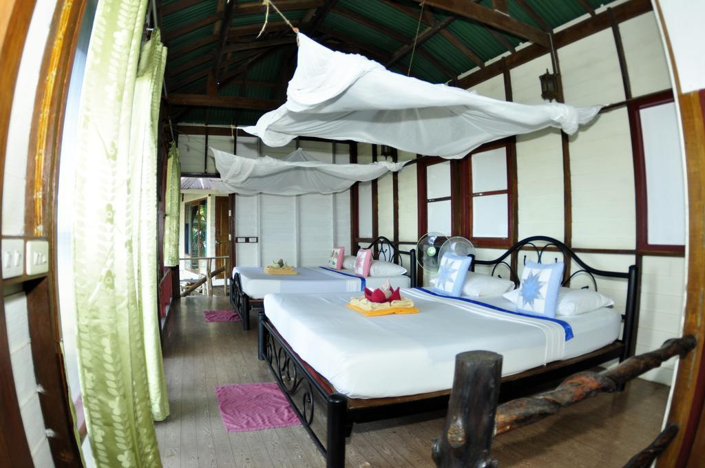 Tohko Beach Resort Phi Phi Don Exterior foto