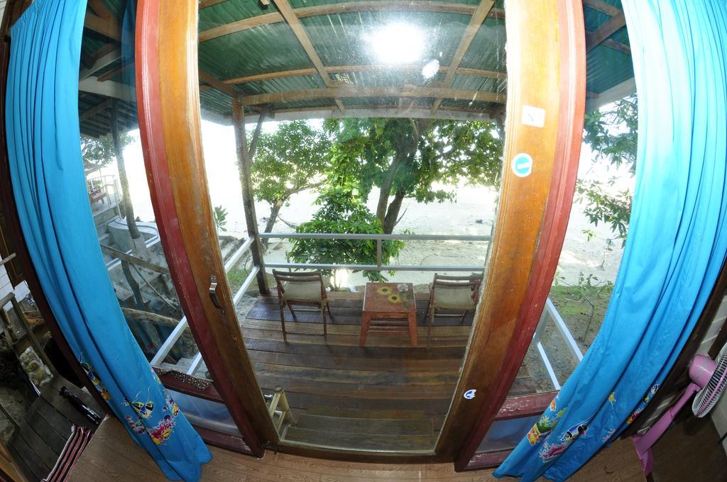 Tohko Beach Resort Phi Phi Don Exterior foto
