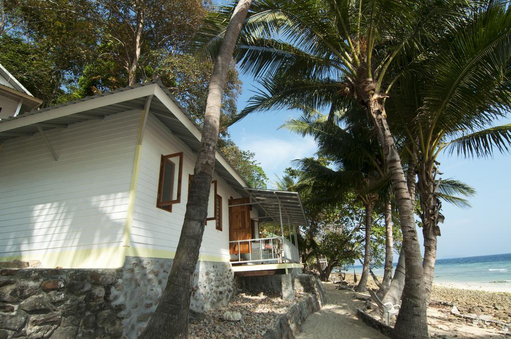 Tohko Beach Resort Phi Phi Don Exterior foto