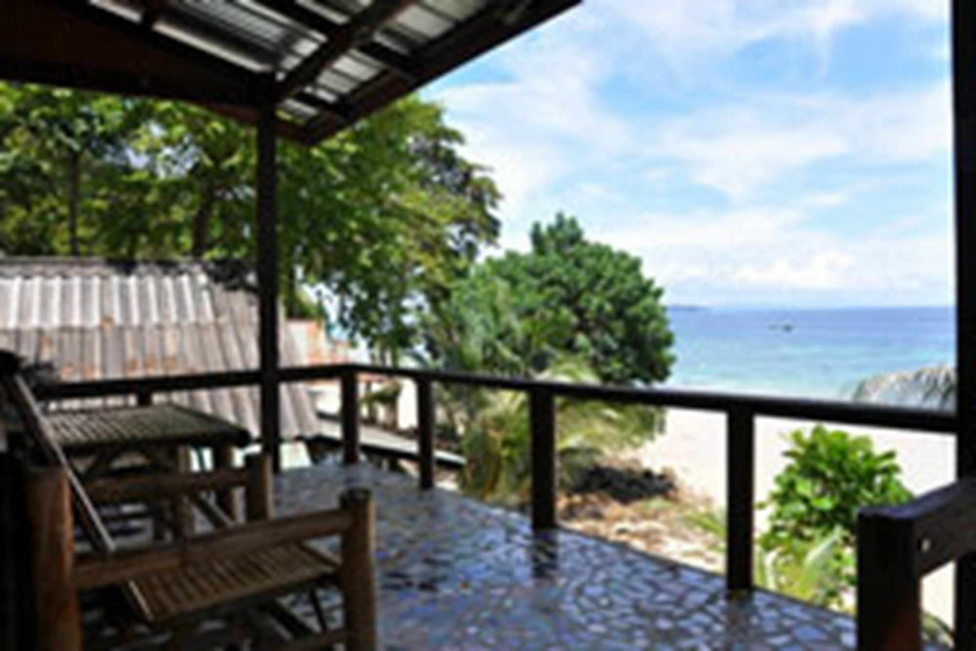 Tohko Beach Resort Phi Phi Don Exterior foto