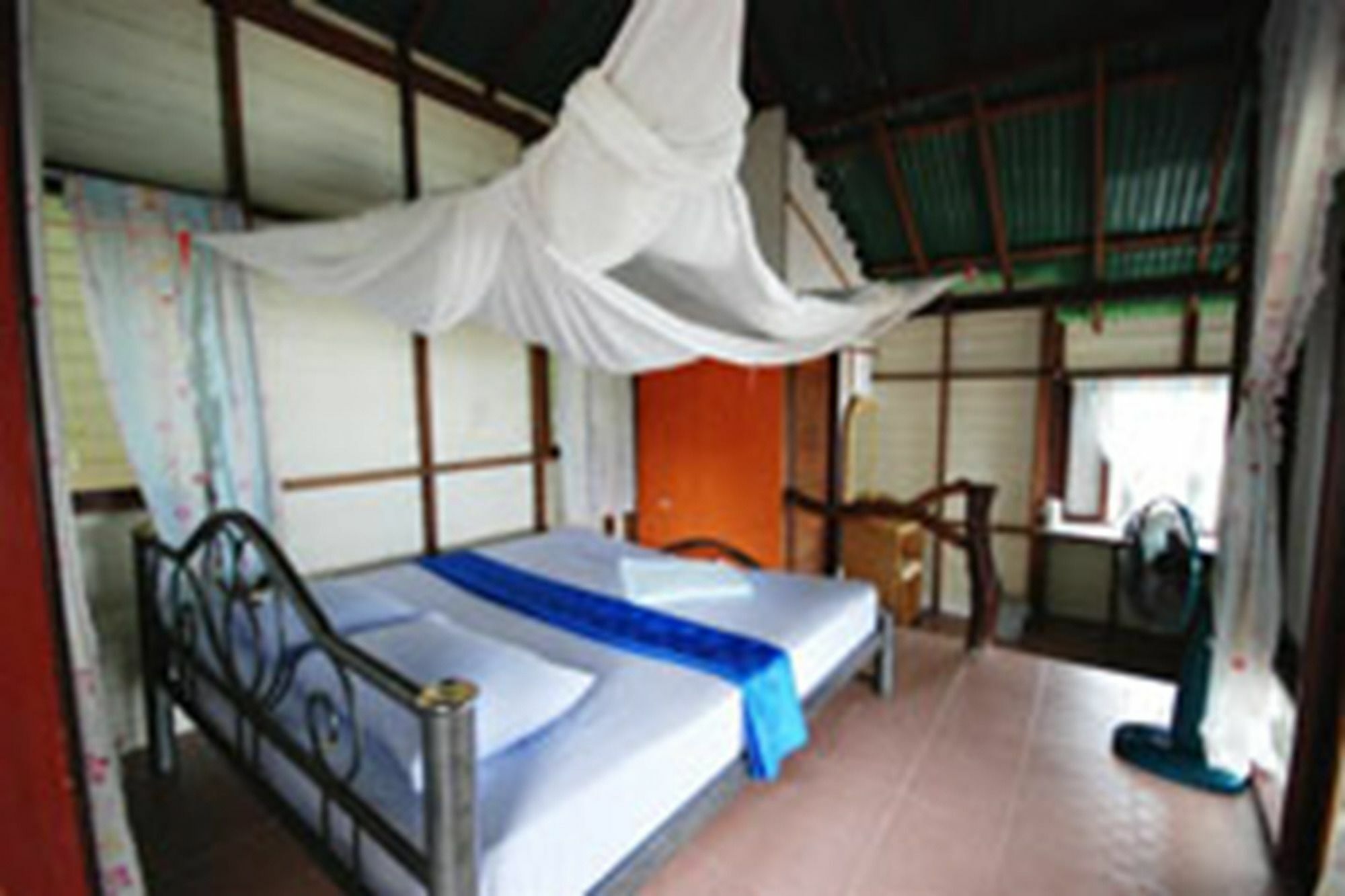 Tohko Beach Resort Phi Phi Don Exterior foto